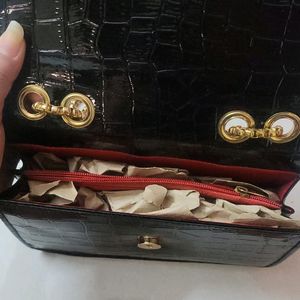 Black Classy Sling Bag