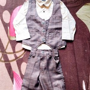 Boys 3piece Suit