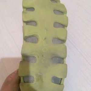 Men Crocs Size 11