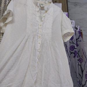 White Woodland Top Two Time Used