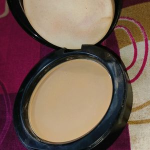 Maybelline New York Compact