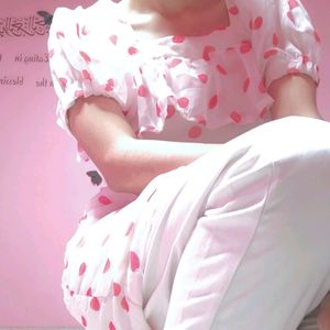 Girls Preety Top White And 🩷 Pink Dot Comfortable