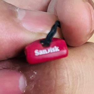 SANDISK 8 GB Nano  Pendrive Brand New