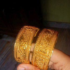 Bangles Golden