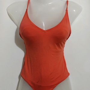 6 TOPS AND 2 BODYSUIT IN 799