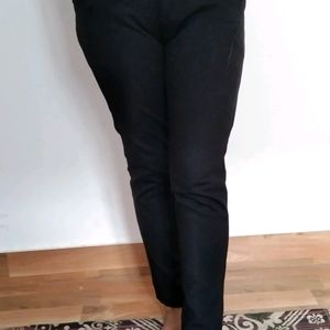 Black Skinny Stretchable Trouser