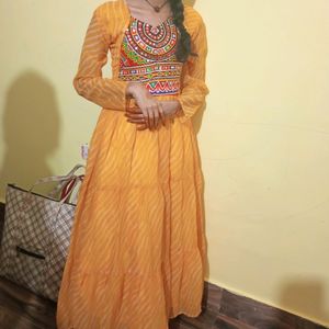 Yellow Chunni Print Frock Suit