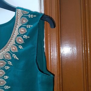 Beautiful Cut Sleeves Kurta