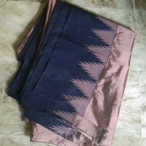 Brand new silk blue border saree attached फॉल