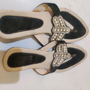 Black Sandals ❣️💞 Coins - 999 Cash - 299