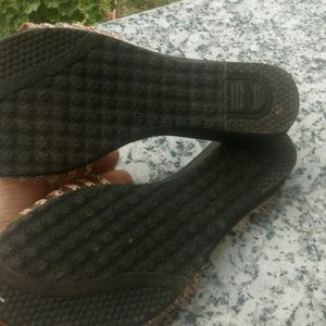 Flat Sandle...