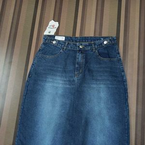 DG-109 Size-32 Straight Jeans