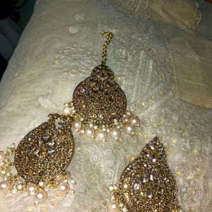 Earring And Mang Tika