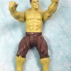 A Marvel Venger 12binch Hero Figure Hulk