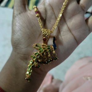 High Gold Peacock Pendent Set