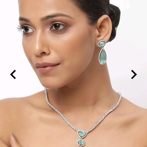 AD - Studded Necklace and Earring Set