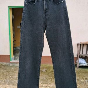 y2k straight fit charcoal jeans.