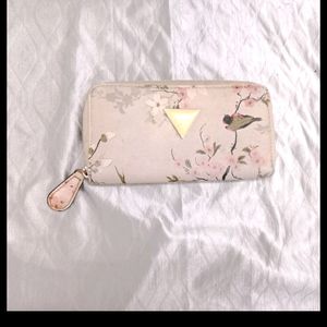 GUESS Authentic Wallet