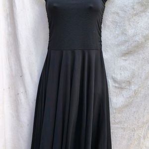 I. 10 GORGEOUS BLACK DRESSES FOR JUST 559