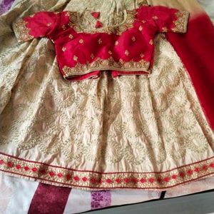 BEST RED LENGHA FOR BEAUTIFUL WOMEN