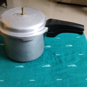 Tufferware Cooker