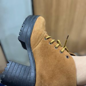 Attractive Women Brown Boots