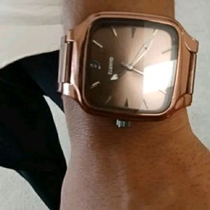 unisex premium finish watch