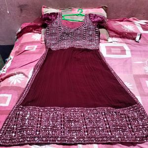 Nayra Kurta