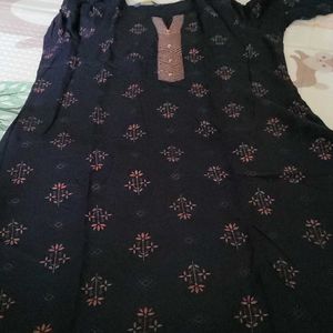 Black Kurti