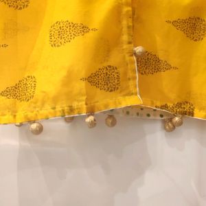 Beautiful Yellow shrug with white kurta | M