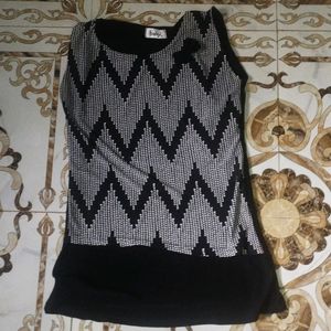 Women Black Top