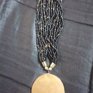 Multilayered Necklace