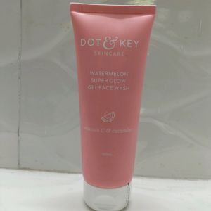 Dot & Key Face Wash