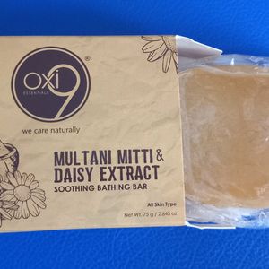 Oxi9 Multani Mitti & Daisy Extract Soothing Bar
