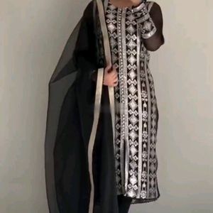 New Staylish Pakistani Poshaq Dresses Beautiful Dr