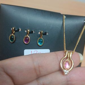 Brand New AVON Interchangeable Pendant Set