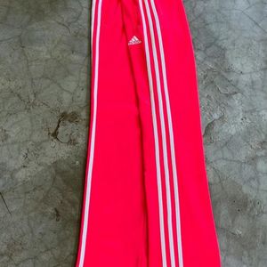 *Offer* Adidas Trackpant In Neon Pink