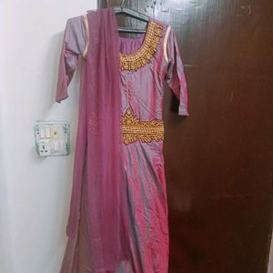 A Purple 💜 Colour Ethnic Gown