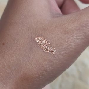 Swiss Beauty Liquid Eyeshadow - Champagne