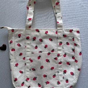 🍓Strawberry Tote Bag