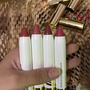 Myglamm Lip Crayon Lipstick