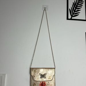 Sling bag