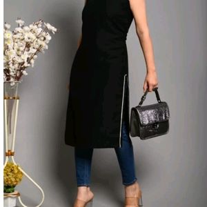 Black Kurti