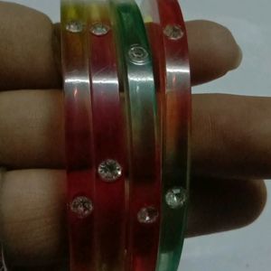 New Not Used 4 Bangles