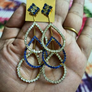 1+1 Traditional Ear Ring Combo In Blue & White