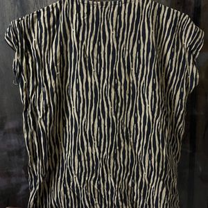 Stylish Zebra-Print Casual Top