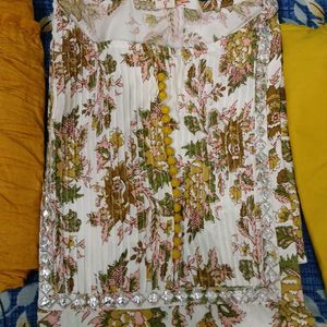 Floral Set White Yellow