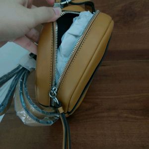 !!! BRAND NEW !!! Sling Bag