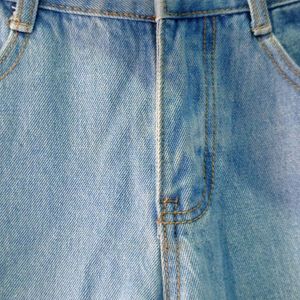 Damage Jeans