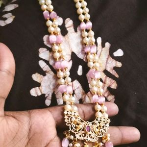 Pearls And Baby Pink Beads Set